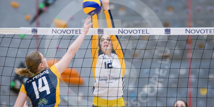 Filmreife Vorführung der Mannschaften VC Fenteng und CHEV Dikrech II